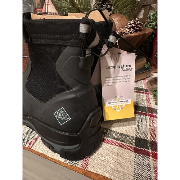 Size 14 Muck Boot Company Men’s Apex Mid zip Ankle Boot AXMZ-000 Black/Gray